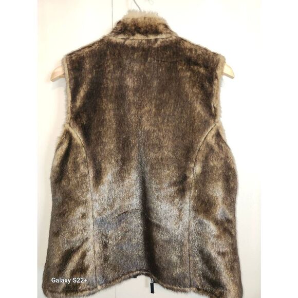 V12  Braetan Polyvinyl and Faux Fur Black and Brown Reversable Vest - Picture 2 of 8